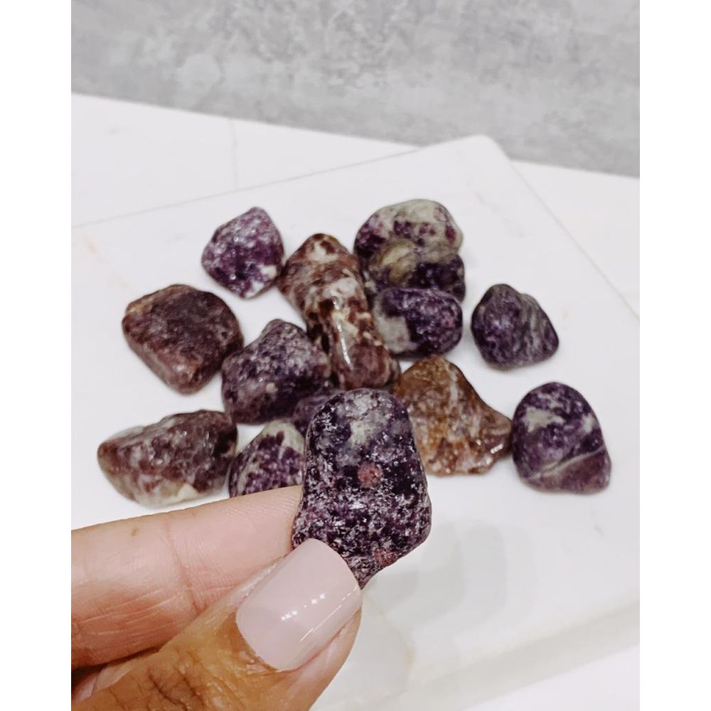 Pedra Lepidolita Rolada 10 A 15 Gramas Shop Dos Cristais Pedra Lepidolita Rolada 10 A 15 Gramas Shop Dos Cristais