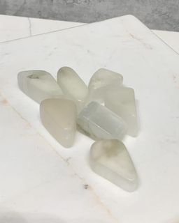 Pedra-Ulexita-polida-rolada