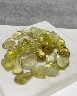 Pedra-Quartzo-Ouro-verde--cor-artificial-rolado