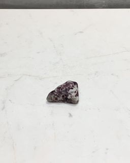 Pedra-Lepidolita-Rolada