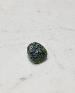 Pedra-Serpentinita-verde-rolada