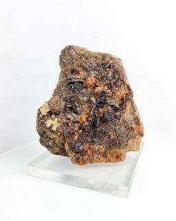 pedra-granada-espessartita-grossularia-na-base-acrilica-comp